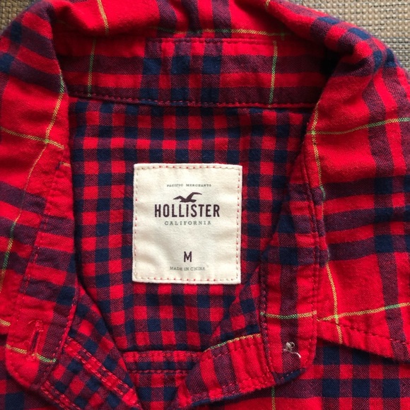 Like New | Hollister | Plaid Button Down Shirt | Size M - Picture 2 of 4